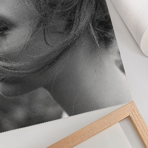 Grafika na ścianę przedstawiająca portret kobiety