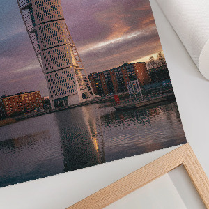 Plakat premium Zakręcona wieża