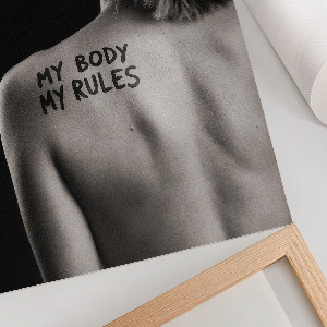 Grafika na ścianę My body My rules