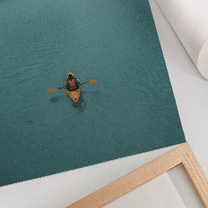 Plakat premium Kajak na jeziorze