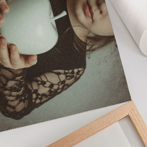 Plakat dekoracyjny Dziewczynka z jabłkiem