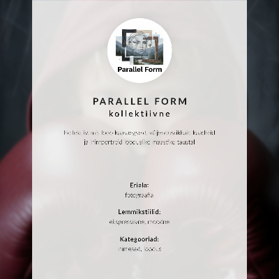 Plakat na ścianę z motywem drzewa we mgle