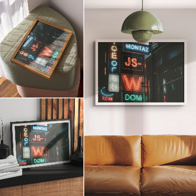 Plakat z motywem neonów w miejskiej scenerii
