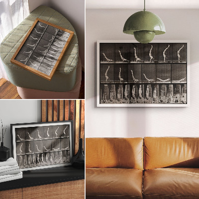 Plakat przedstawiający mężczyznę trzymającego kogoś na rękach