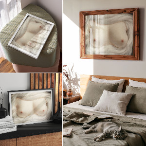 Plakat na płótnie Odsłonięte piersi